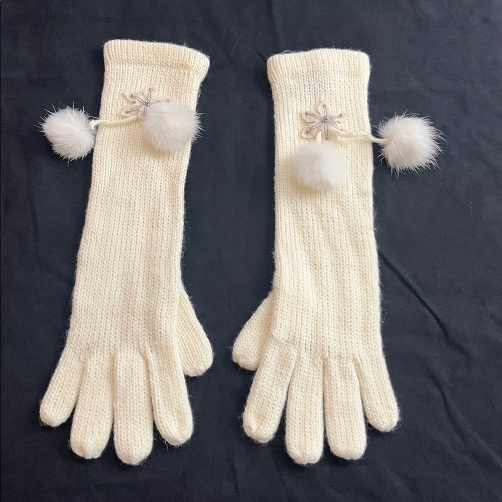Steve Madden Cream Knit Gloves with Pom Poms